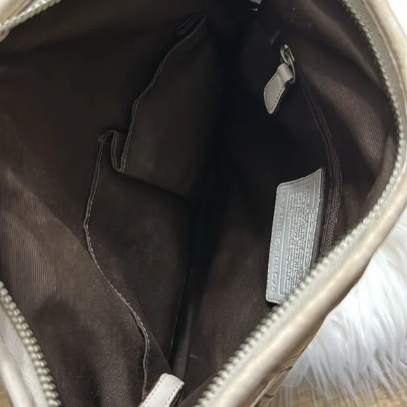 COACH 3577 CANVAS AMD LEATHER SHOULDER BAG - Picture 4 of 4